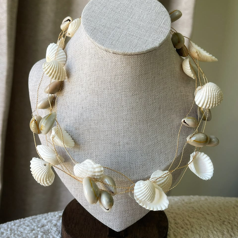 Ivory Shell Cluster Choker